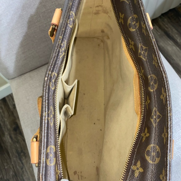 Preloved Authentic Louis Vuitton Luco - Picture 4 of 17